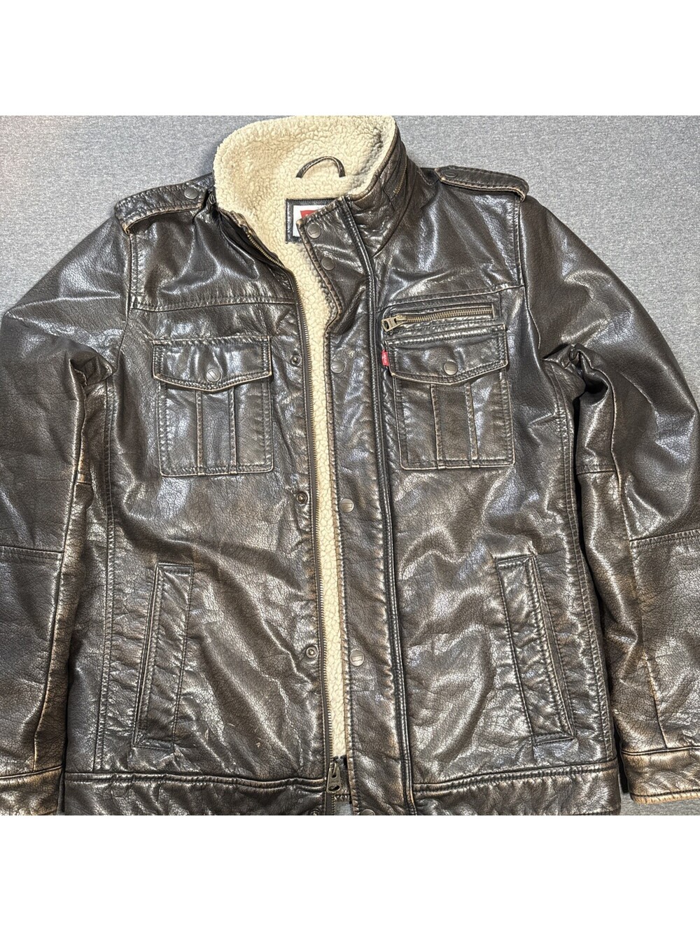 Levi’s Men’s Large Sherpa Lined Faux Leather Trucker Jacket Brown S